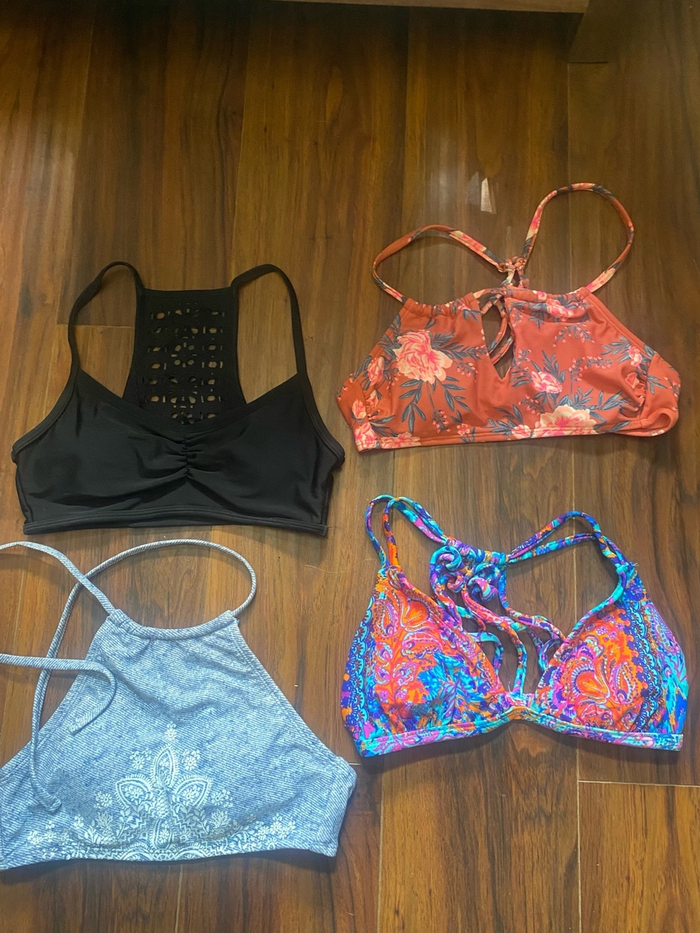 Lot of 4 Boho Bikini Halter Swim Tops Juniors Small/XS